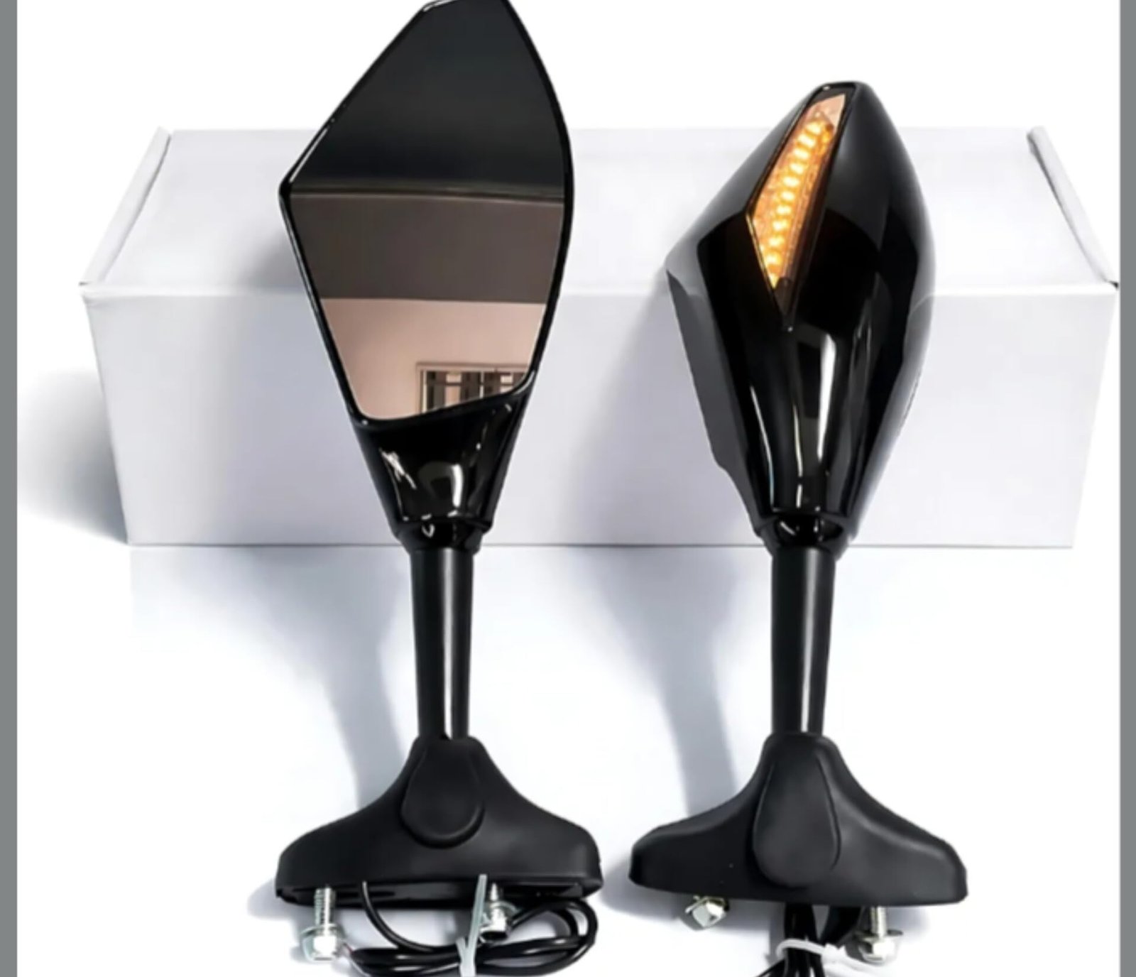 Bike Visor Rear View Mirror with Indicator Light - Image 4